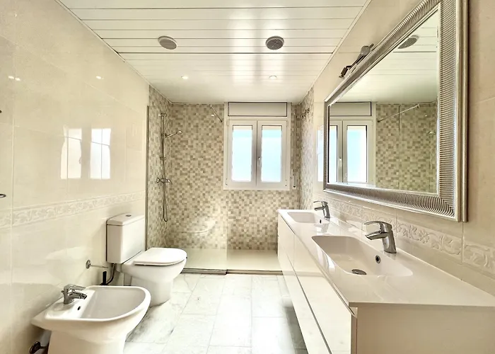 別荘 Espectaculares Vistas Al Mar En Con Piscina ベグール